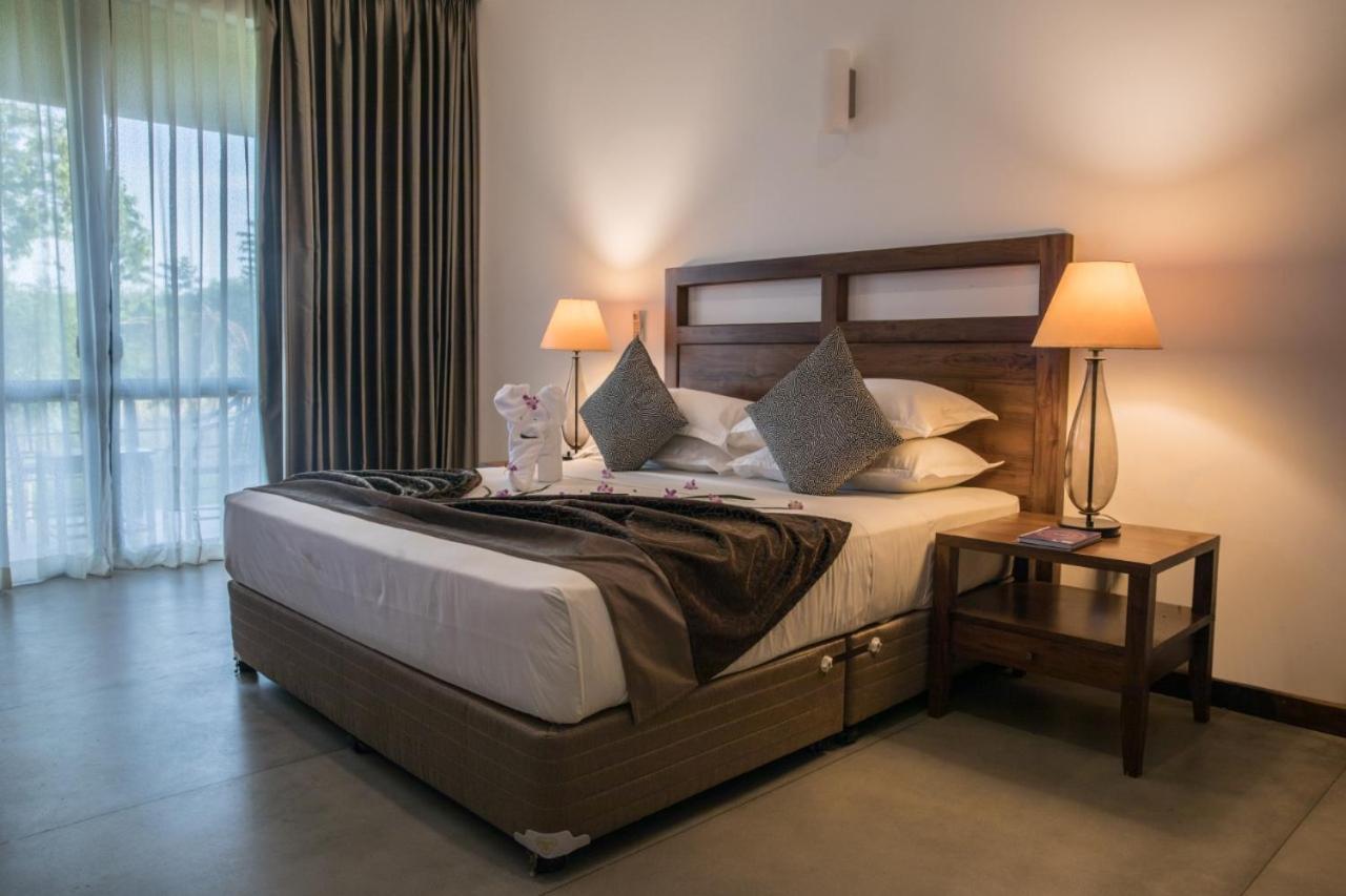 Manthila Hotel Anuradhapura Ngoại thất bức ảnh