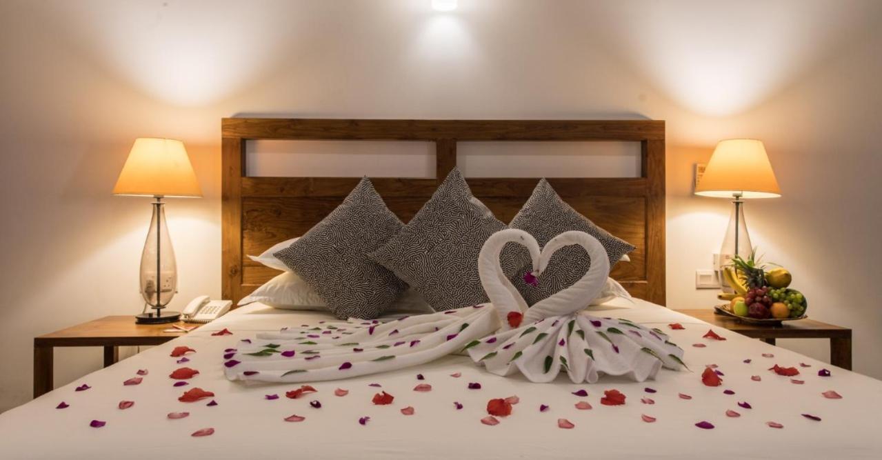Manthila Hotel Anuradhapura Ngoại thất bức ảnh